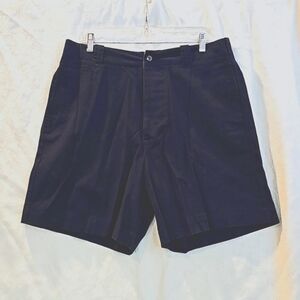 NWT Men's Eddie Bauer 36 Navy Chino Shorts